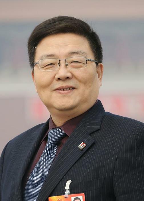 天下人大代表肖伟：建议加速中药防治重大病毒熏染性疾病立异药物研发